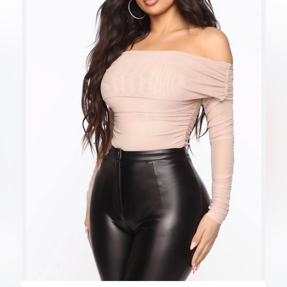 Fashion Nova Keep Me Sassy Ruched Bodysuit M - Picture 2 of 2